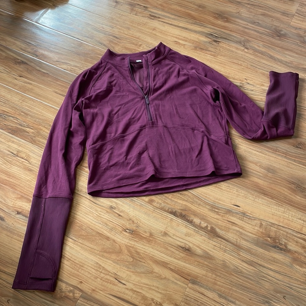 LuluLemon Crop Long Sleeve